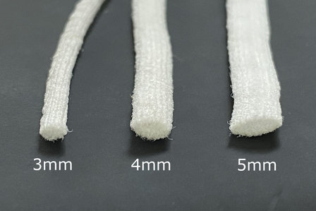 Wit zacht rond elastiek ca. 3 mm (ca. 1450 meter per zak)