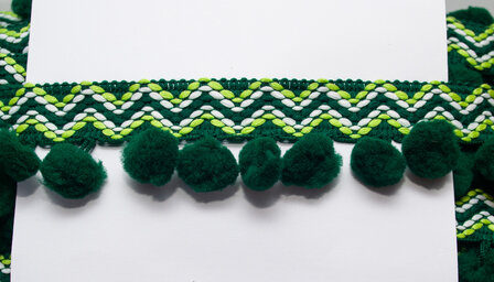 Ibiza pompom band donker groen 45 mm (ca. 5 meter)