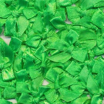 Satijnen strikjes groen (ca. 100 stuks)