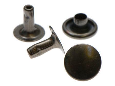 Holniet oud zilverkleurig staal 9 mm (ca. 1000 sets)