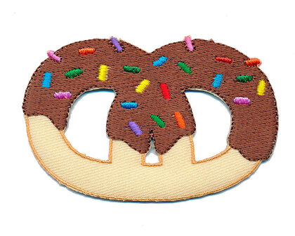 Opstrijkbare applicatie pretzel (1 stuk)