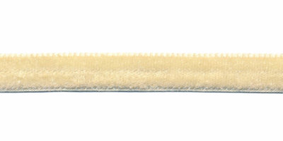 Creme fluweelband 9 mm (ca. 32 m)