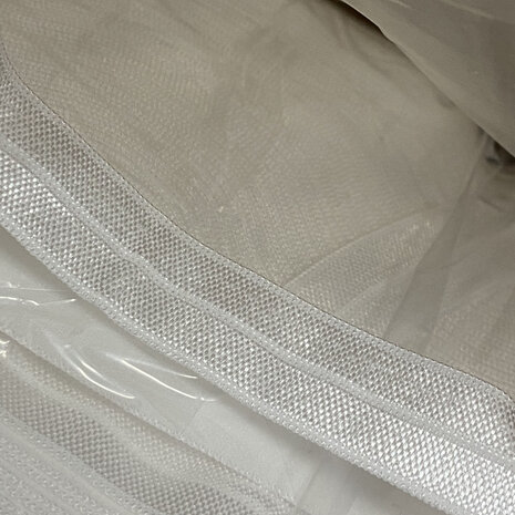 Weiß glänzendes elastisches Schrägband 14 mm (Karton mit ca. 2000 Metern)