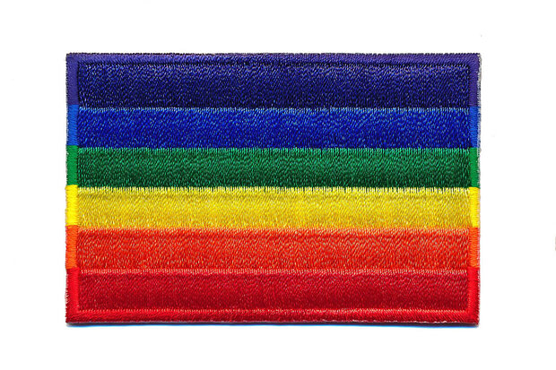 Opstrijkbare applicatie regenboog vlag (1 stuk)