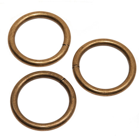 Metalen O-ring bronskleurig gelast 30 x 4,5 mm (1 stuk)