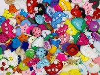 Assorti kinderknoopje MIX soorten en kleuren (ca. 200 stuks) Assorti kinderknoopje MIX soorten en kleuren (ca. 200 stuks)