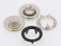 Babydrukker zwart 10 mm, type #133 (ca. 100 sets) Babydrukker zwart 10 mm, type #133 (ca. 100 sets)