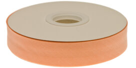 Zalm (#35) gevouwen biaisband 20 mm (20 meter) Zalm (#35) gevouwen biaisband 20 mm (20 meter)