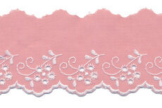 Broderie oud roze polykatoen met witte stiksels 50 mm #1302 (ca. 13,5 m) Broderie oud roze polykatoen met witte stiksels 50 mm #1302 (ca. 13,5 m)