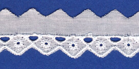 Broderie gebroken wit 25 mm (ca. 13,5 m) Broderie gebroken wit 25 mm (ca. 13,5 m)