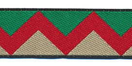 Sierband zig-zag motief groen-rood-zand 25 mm (ca. 22 m) Sierband zig-zag motief groen-rood-zand 25 mm (ca. 22 m)