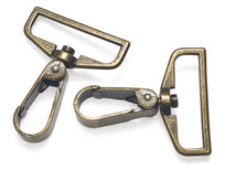 Metalen musketonhaak/sleutelhanger strak bronskleurig 38 mm (10 stuks) Metalen musketonhaak/sleutelhanger strak bronskleurig 38 mm (10 stuks)