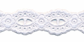 Broderie om bandje doorheen te vlechten wit KATOEN 23 mm TS0132987 (ca. 13,5 m) Broderie om bandje doorheen te vlechten wit KATOEN 23 mm TS0132987 (ca. 13,5 m)