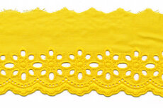 Broderie geel KATOEN 75 mm (ca. 13,5 m) Broderie geel KATOEN 75 mm (ca. 13,5 m)