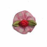 Roosje satijn rood op roze geruit blad 25 mm (10 stuks) Roosje satijn rood op roze geruit blad 25 mm (10 stuks)