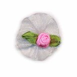 Roosje satijn roze op wit organza blad 30 mm (10 stuks) Roosje satijn roze op wit organza blad 30 mm (10 stuks)