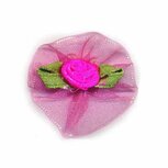 Roosje satijn fuchsia op fuchsia organza blad 30 mm (10 stuks) Roosje satijn fuchsia op fuchsia organza blad 30 mm (10 stuks)